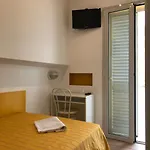 Отель Vienna 3*